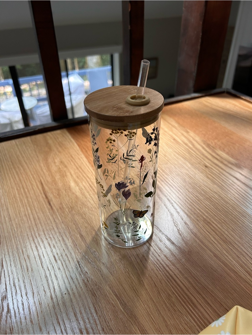 Clear Glass Tumbler with Bamboo Lid and Floral Butterfly Design - Clear/Brown